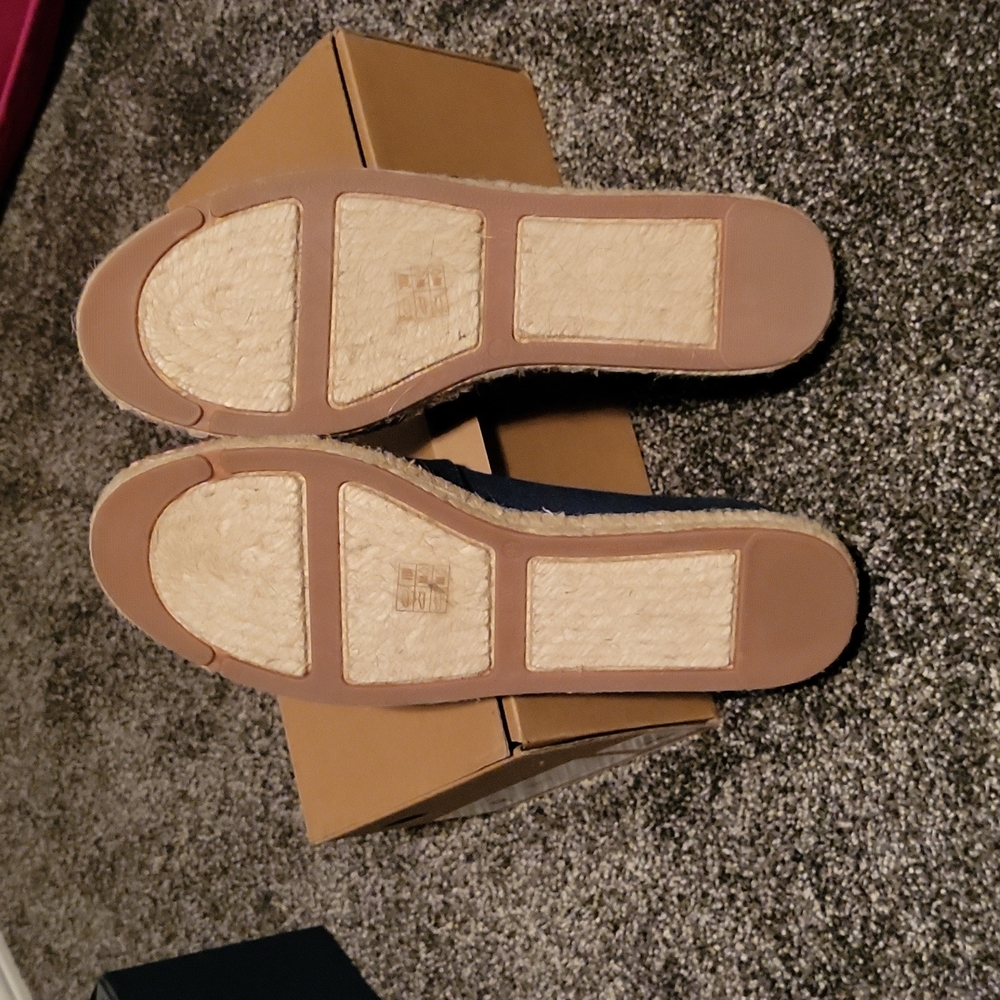 New In Box J. Crew Colorblock Cap Toe Slip On Espadrilles - Picture 4 of 5